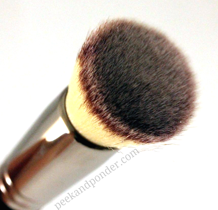 IT Cosmetics brush