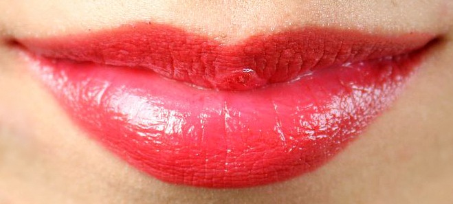 Wet n Wild Balm Stain - Red-dy or Not
