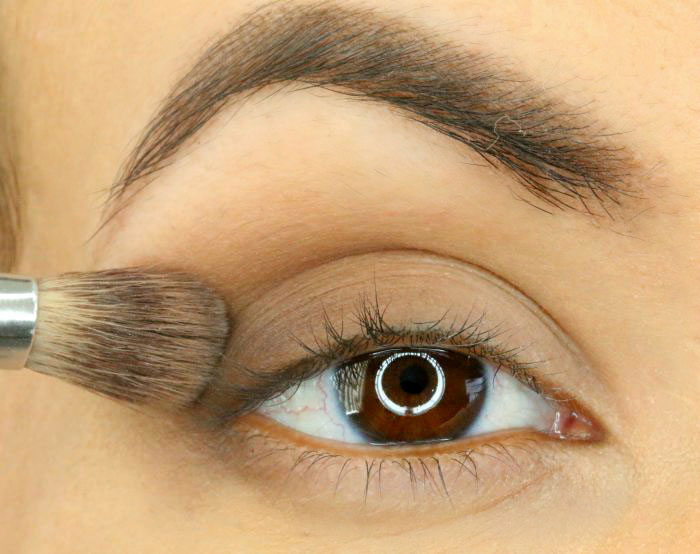 smokey eye step 2