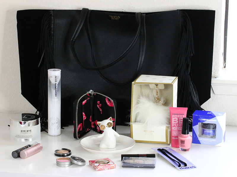beauty and accessory giveaway