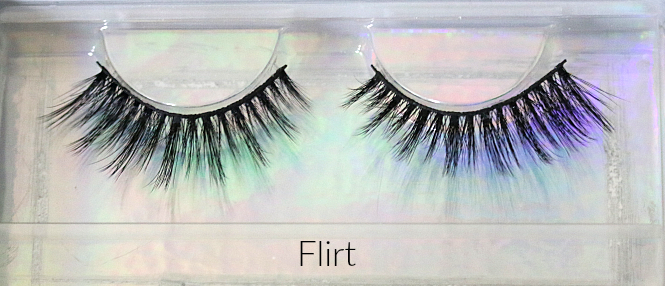 'Flirt' lashes by PUR
